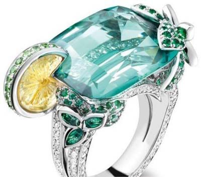 PiagetֳָƷ        uβʽʽ˃Ac(din)DƬM(jn)һ