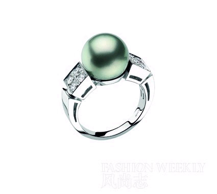 Bvlgari Lucea系列白金珍珠密鑲鉆戒指