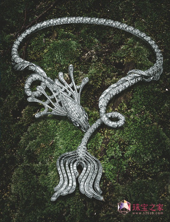 奇幻蛟龍梵克雅寶傾情奉獻的Scylla 項鏈