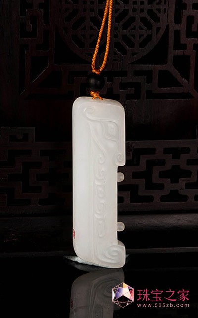 中國玉雕大師葛洪和田玉籽料守護(hù)掛件 當(dāng)代玉雕精品無底價拍賣會
