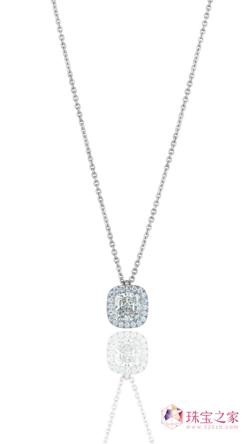 @ʯ錚еġӰ󎟡(Jeweller of Light)Ƞ˹@ʯ錚(De Beers Diamond Jewellers)yAš·feµAO(sh)Ӌ(j)AȫAuraϵУAuraϵеĻʽиɫ@ʯ,ԏጌ(du)ŮȻăAĽ֮顣