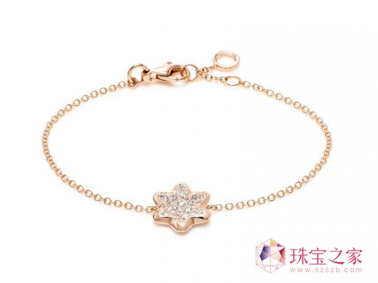 盡顯低調奢華 Montblanc 4810全新女性珠寶系列 特的圓潤六角星設計 Montblanc 4810全新女性珠寶系列