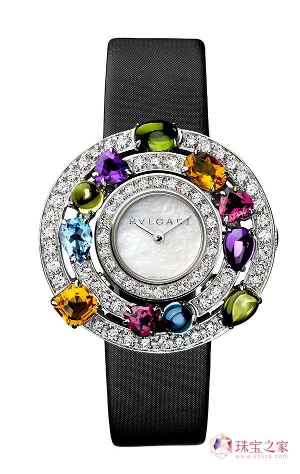 BVLGARI 全新 Astrale 系列深邃星空彩色腕表