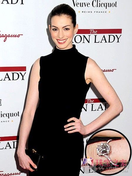 ANNE HATHAWAY ݺɪޱĸG
