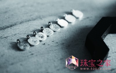 |L錚Fs