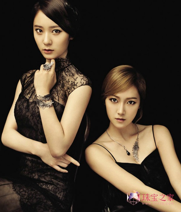 ŮrJessica&Krystal錚Ƭ@߰Ը
