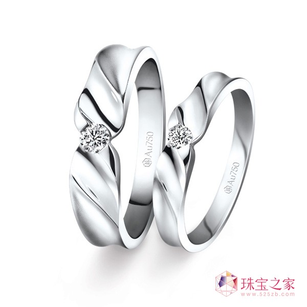 六福珠寶推出全新2013婚嫁系列珠寶