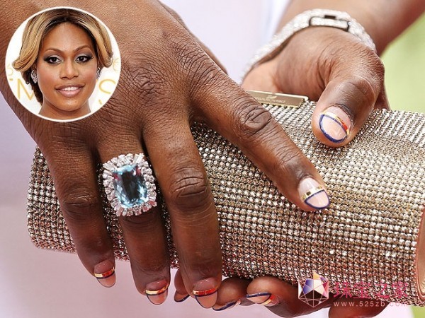 ʌɴʌɴLAVERNE COX