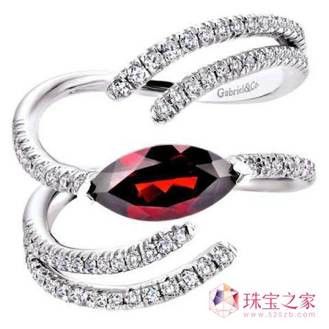 Gabriel & Co.紅寶石戒指,約8718元 Gabriel & Co.紅寶石戒指,約8718元