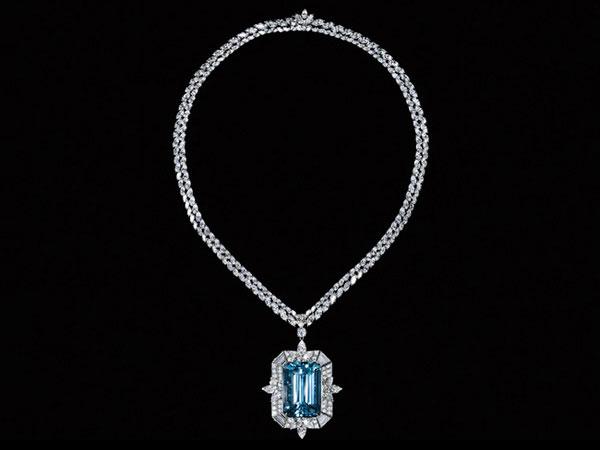 ܽ 2015Blue Book錚 ˮマc1