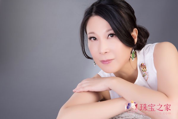 P̎ S(Stella Huang)2015錚OӋƷl