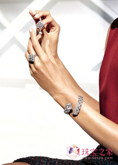 ΃Ʒ錚Signature de Chanel
