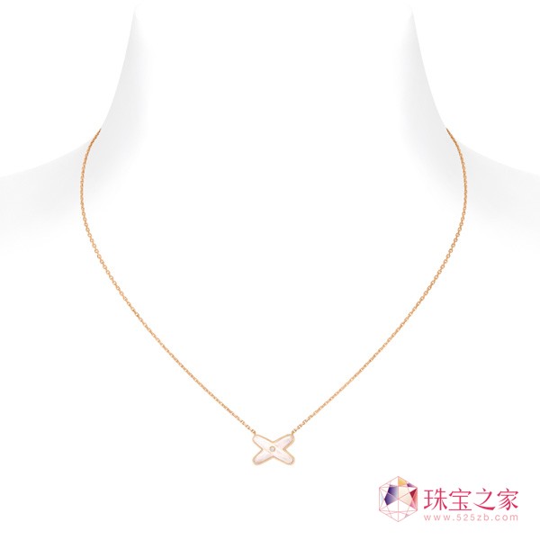 CHAUMET y߈AA룬̤