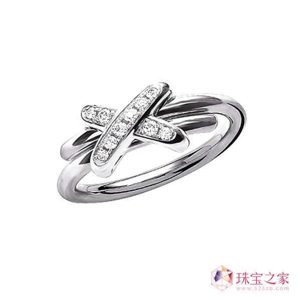 CHAUMET y߈AA룬̤
