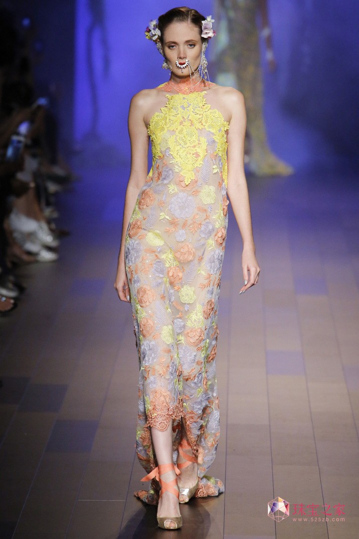 Naeem Khan 2018ϵЕrb