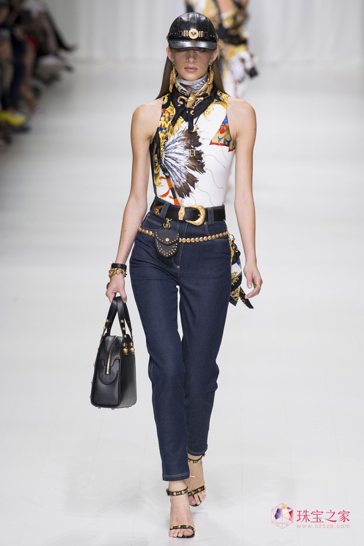 VERSACE ˼ O(sh)Ӌ(j)  r(sh)b Dv Ԫ Ħ ^