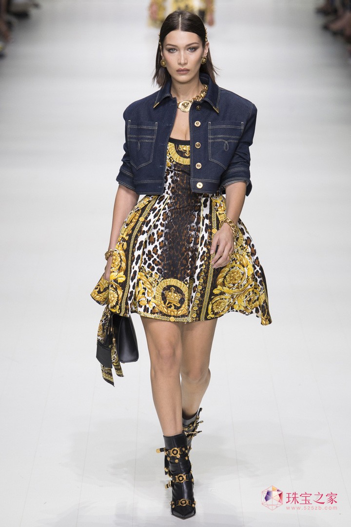 VERSACE ˼ O(sh)Ӌ(j)  r(sh)b Dv Ԫ Ħ ^