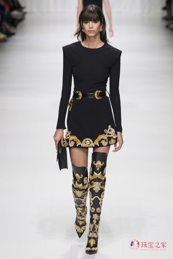VERSACE ˼ O(sh)Ӌ(j)  r(sh)b Dv Ԫ Ħ ^
