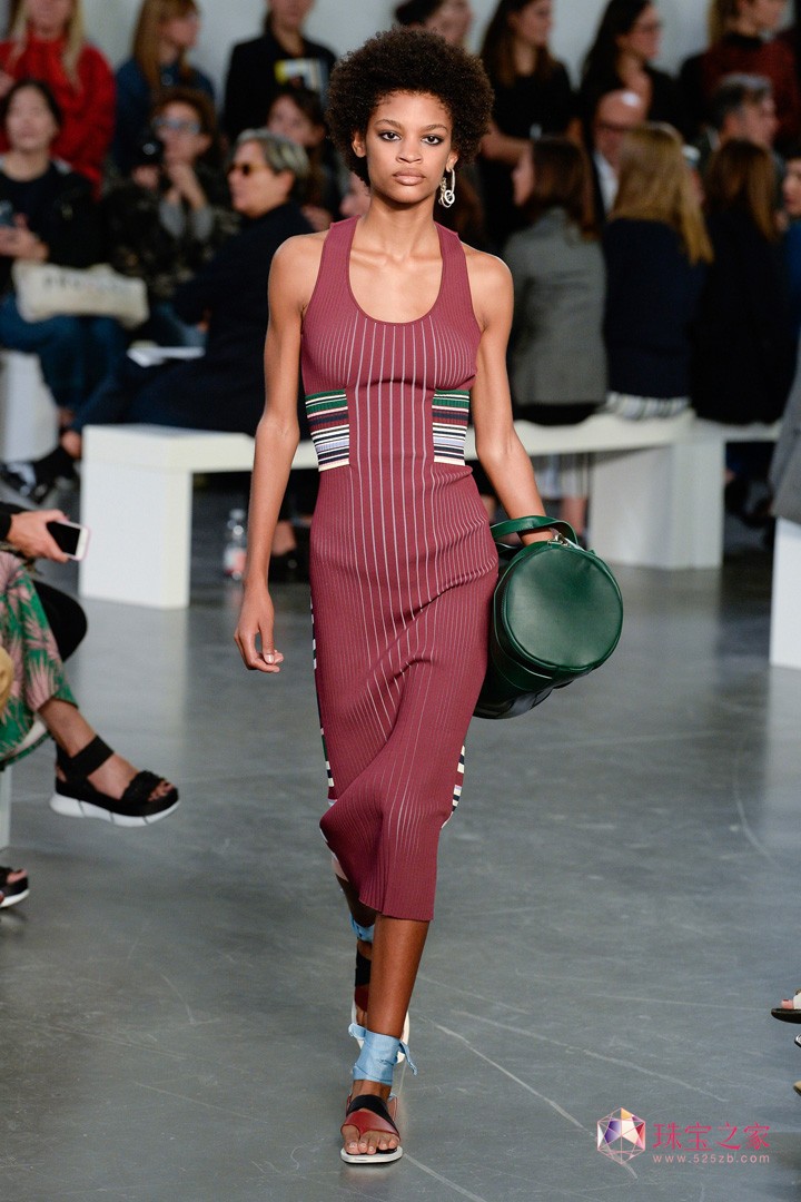 mrb Sportmax ˹˹ F ഺ \