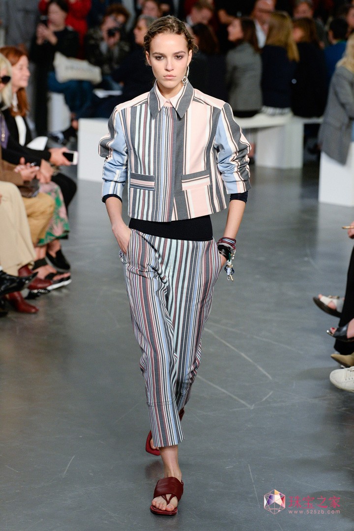 mrb Sportmax ˹˹ F ഺ \