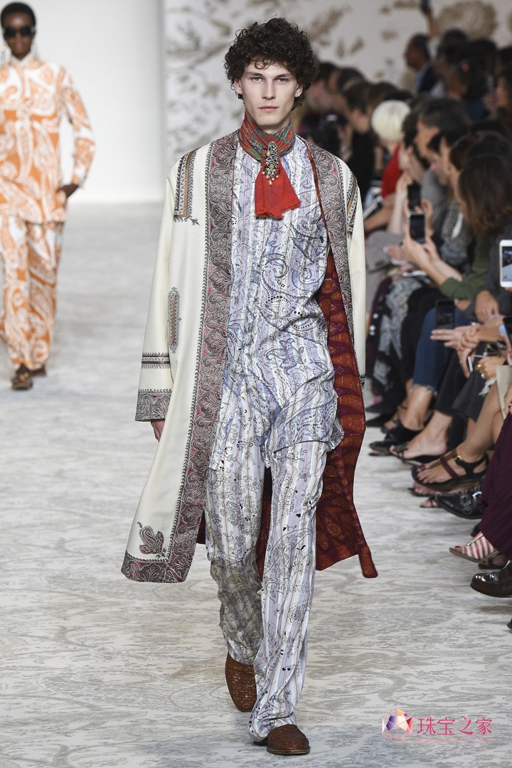 L(fng) L(fng) Etro  rb F 