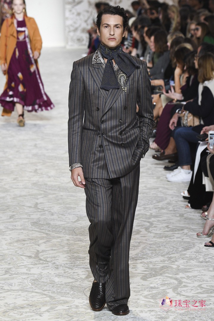 L(fng) L(fng) Etro  rb F 