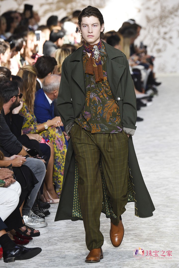 L(fng) L(fng) Etro  rb F 