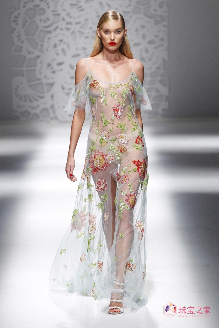 ԸУBlumarine 2018ϵЕrb