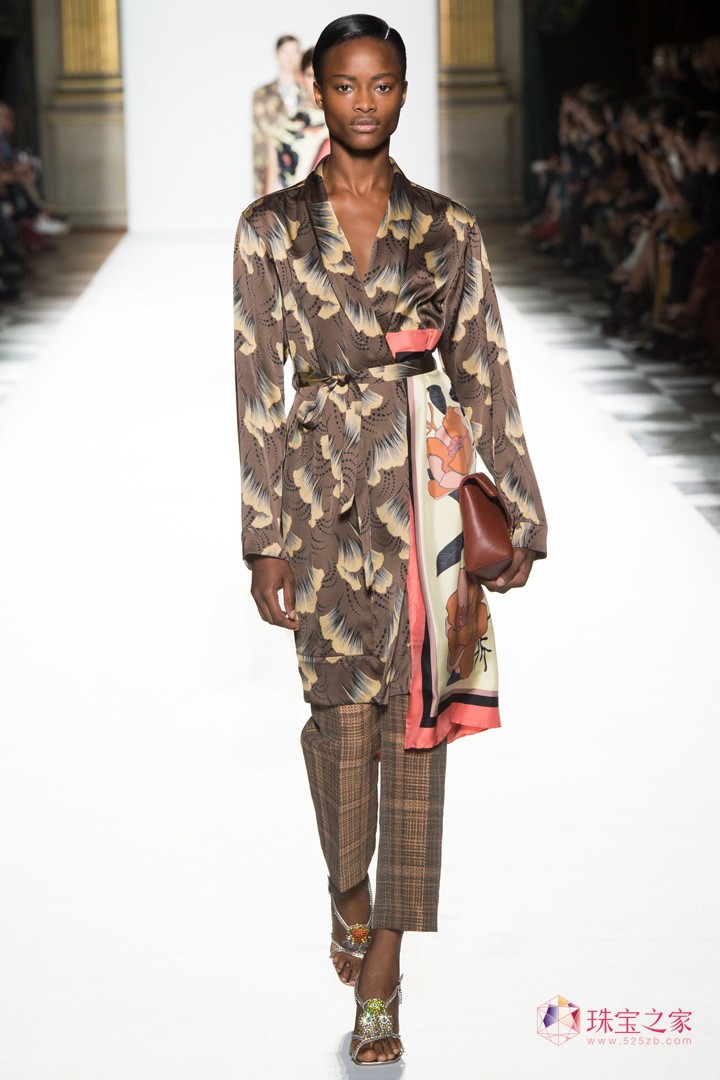 rֲʧˇgϢDries Van Noten 2018ϵЕrb