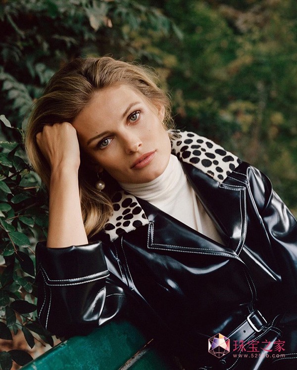 Edita Vilkeviciute |(zh)[ĳWO(sh)Ӌ(j)