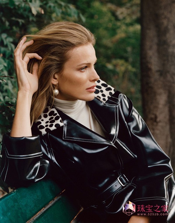 Edita Vilkeviciute |(zh)[ĳWO(sh)Ӌ(j)