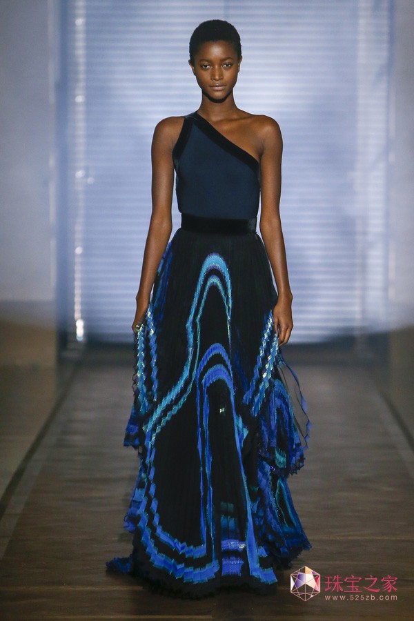 Givenchy 2018ϵи߶r(sh)b