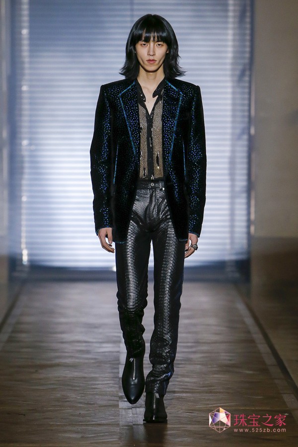 Givenchy 2018ϵи߶r(sh)b