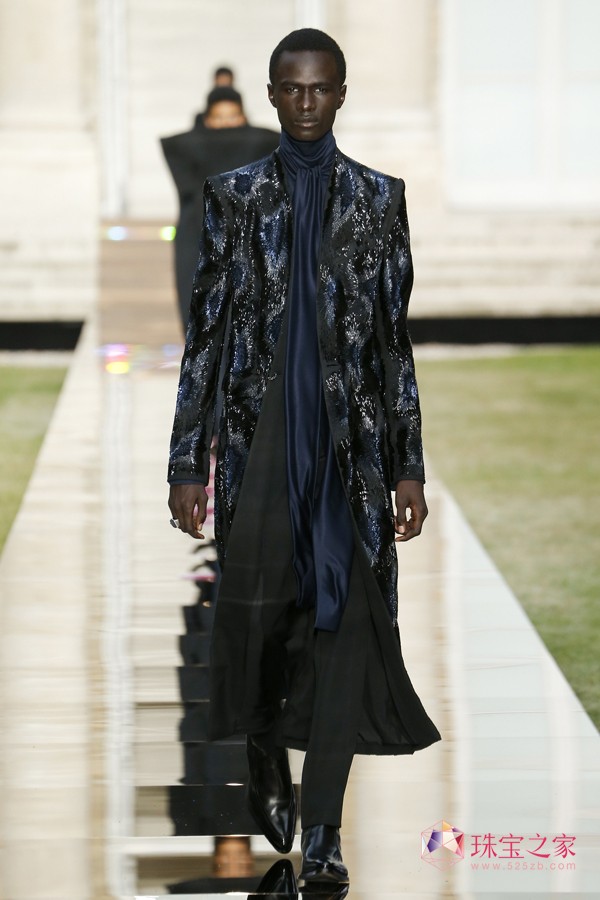 Givenchy oϣ ߶rb