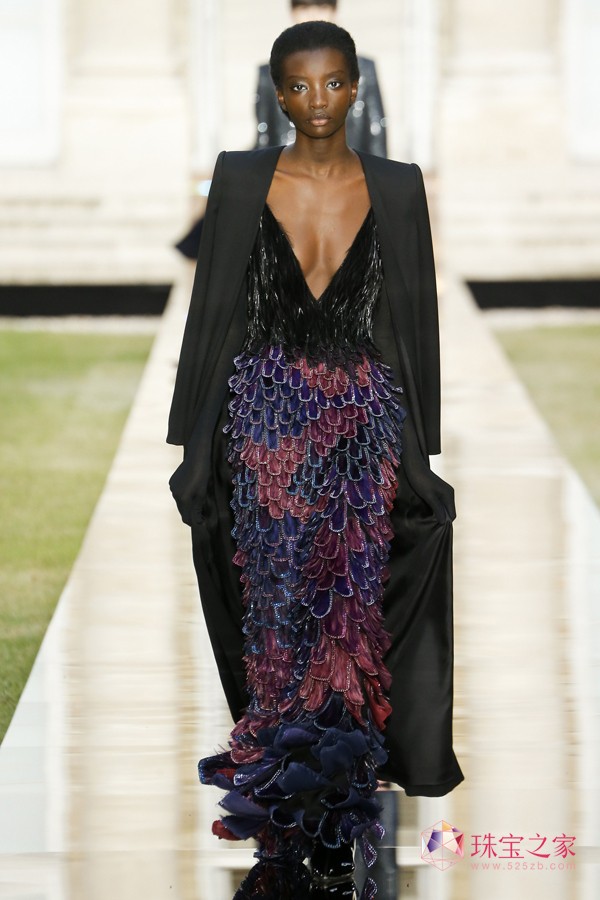 Givenchy oϣ ߶rb